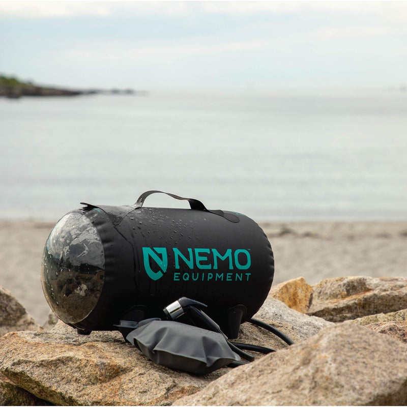 Nemo Equipment Helio Portable Pressure Camp Shower - 11 Liter - Black/Dark Verglas - Image 3